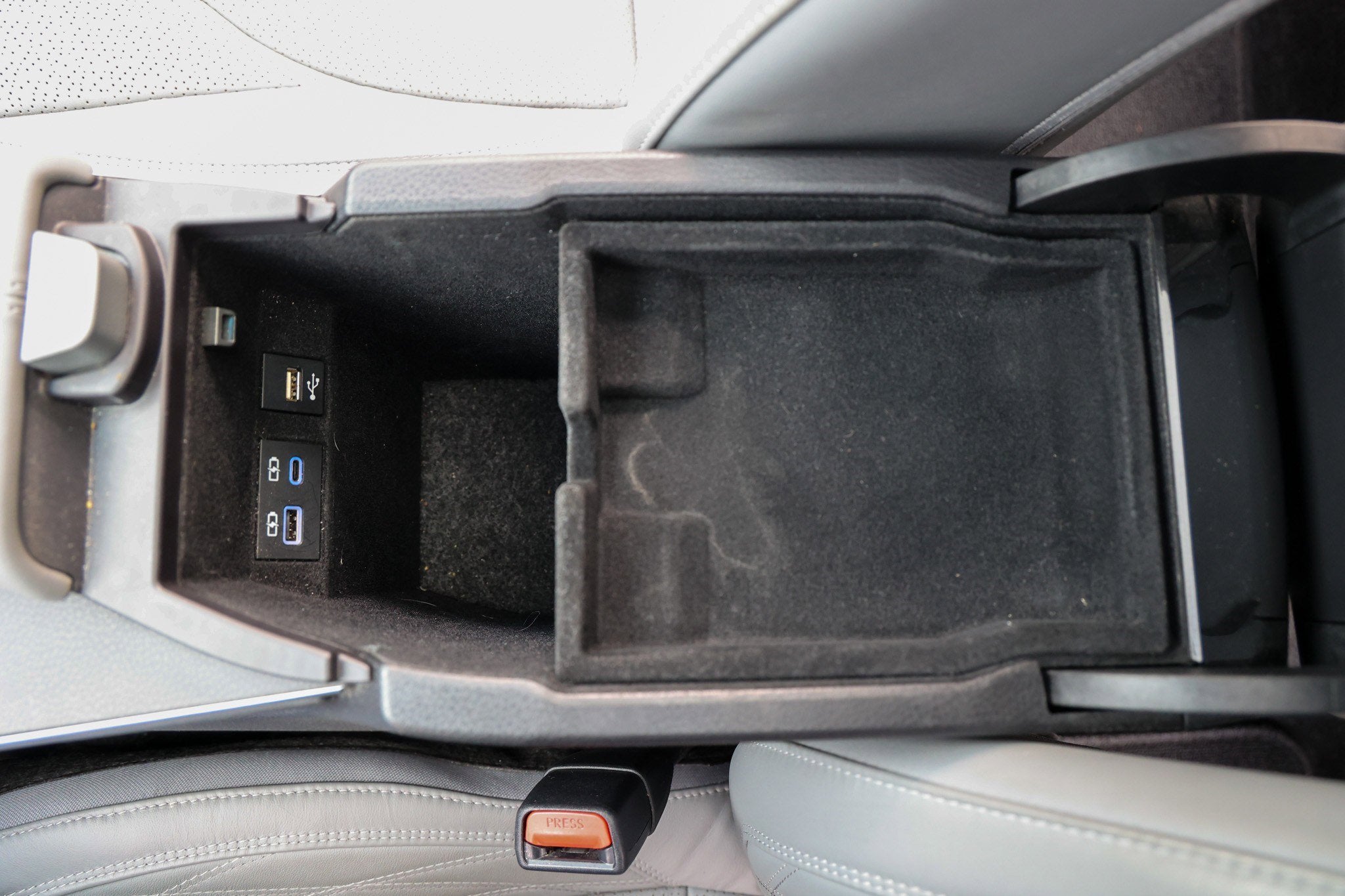 2021 Toyota AVALON Limited