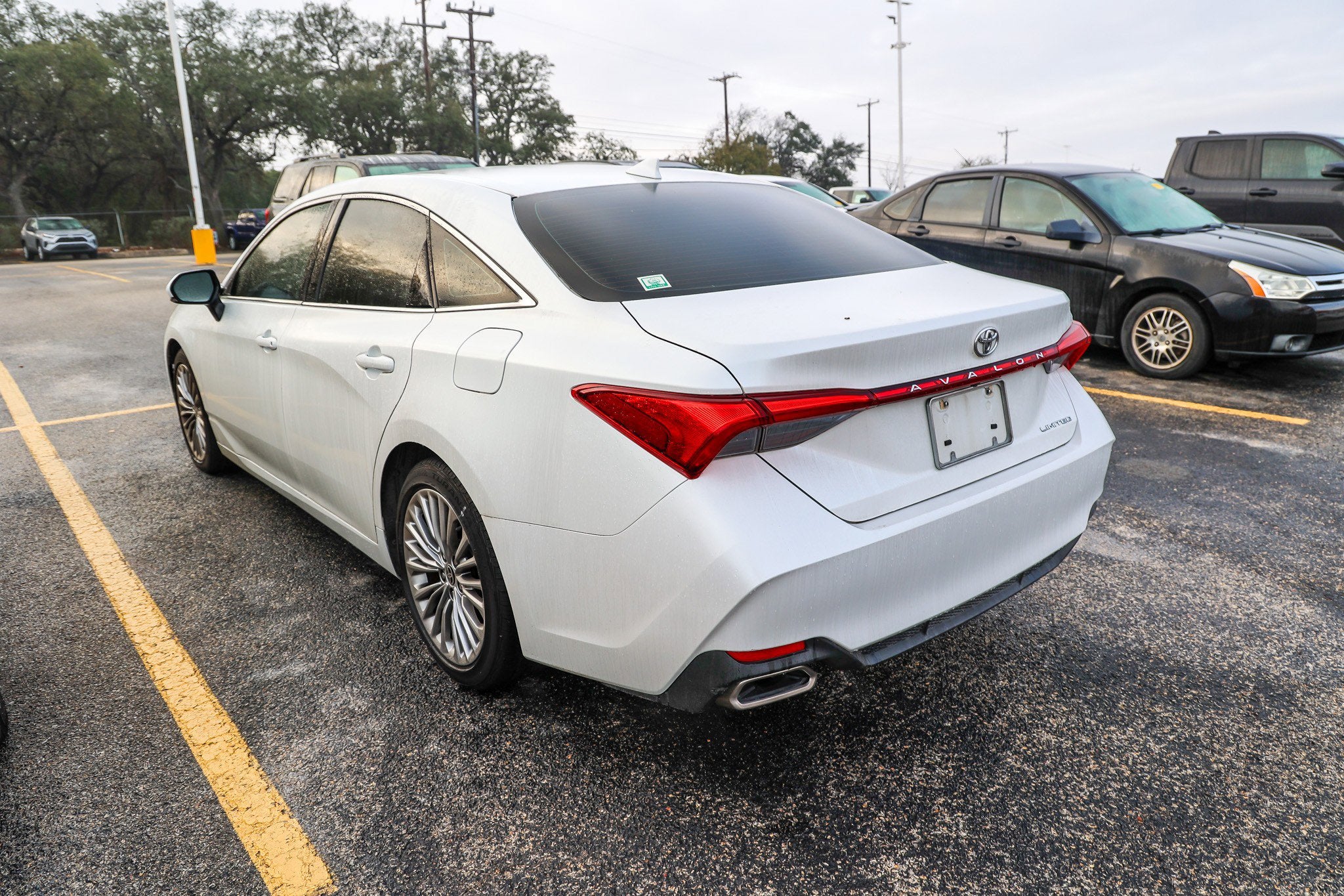 2021 Toyota AVALON Limited