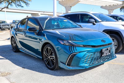 2025 Toyota CAMRY XSE
