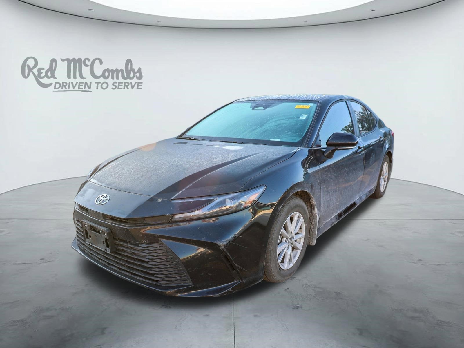 2026 Toyota Camry LE Hybrid's photo
