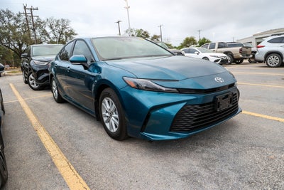 2026 Toyota CAMRY LE