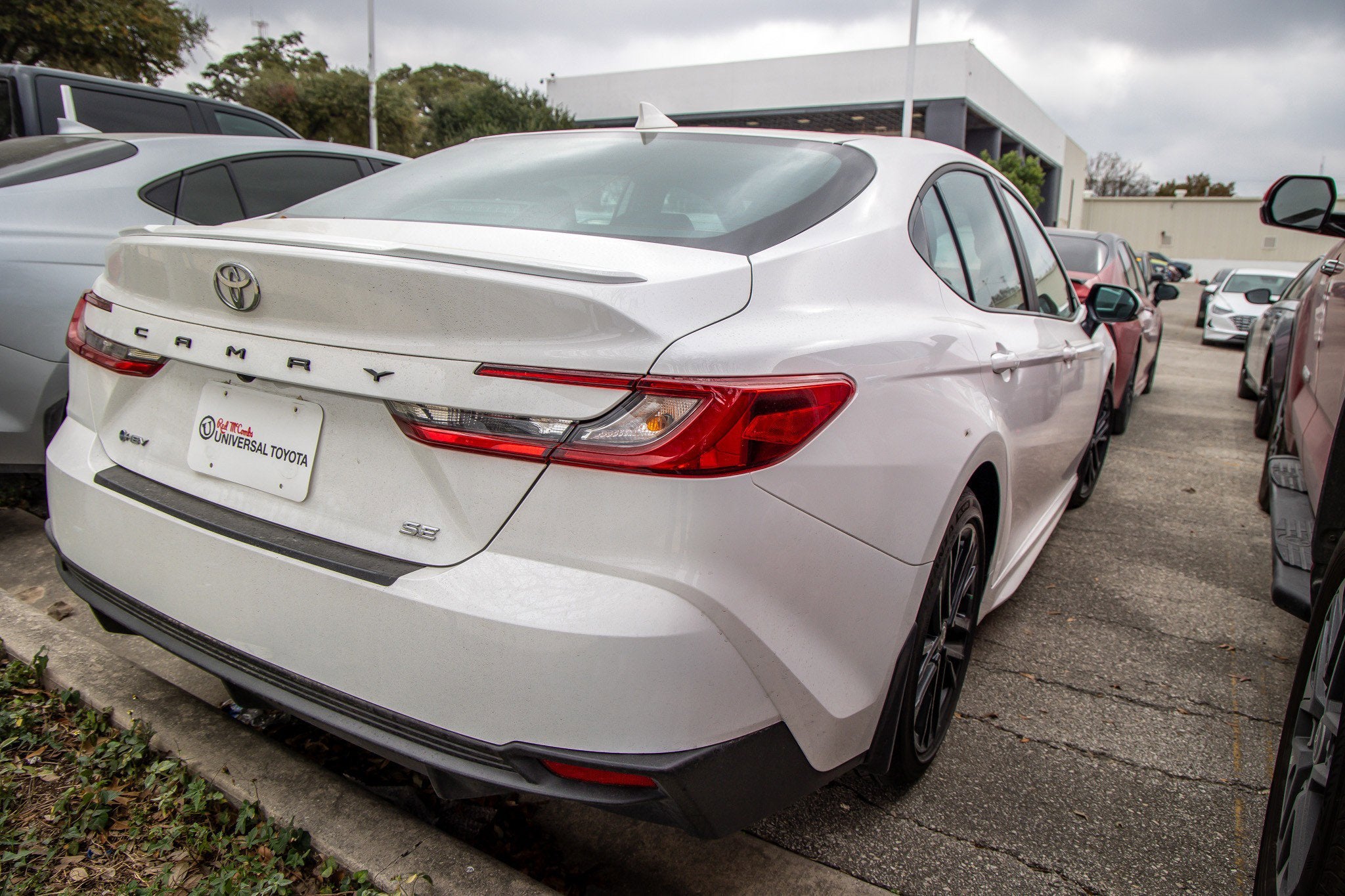 2025 Toyota CAMRY SE