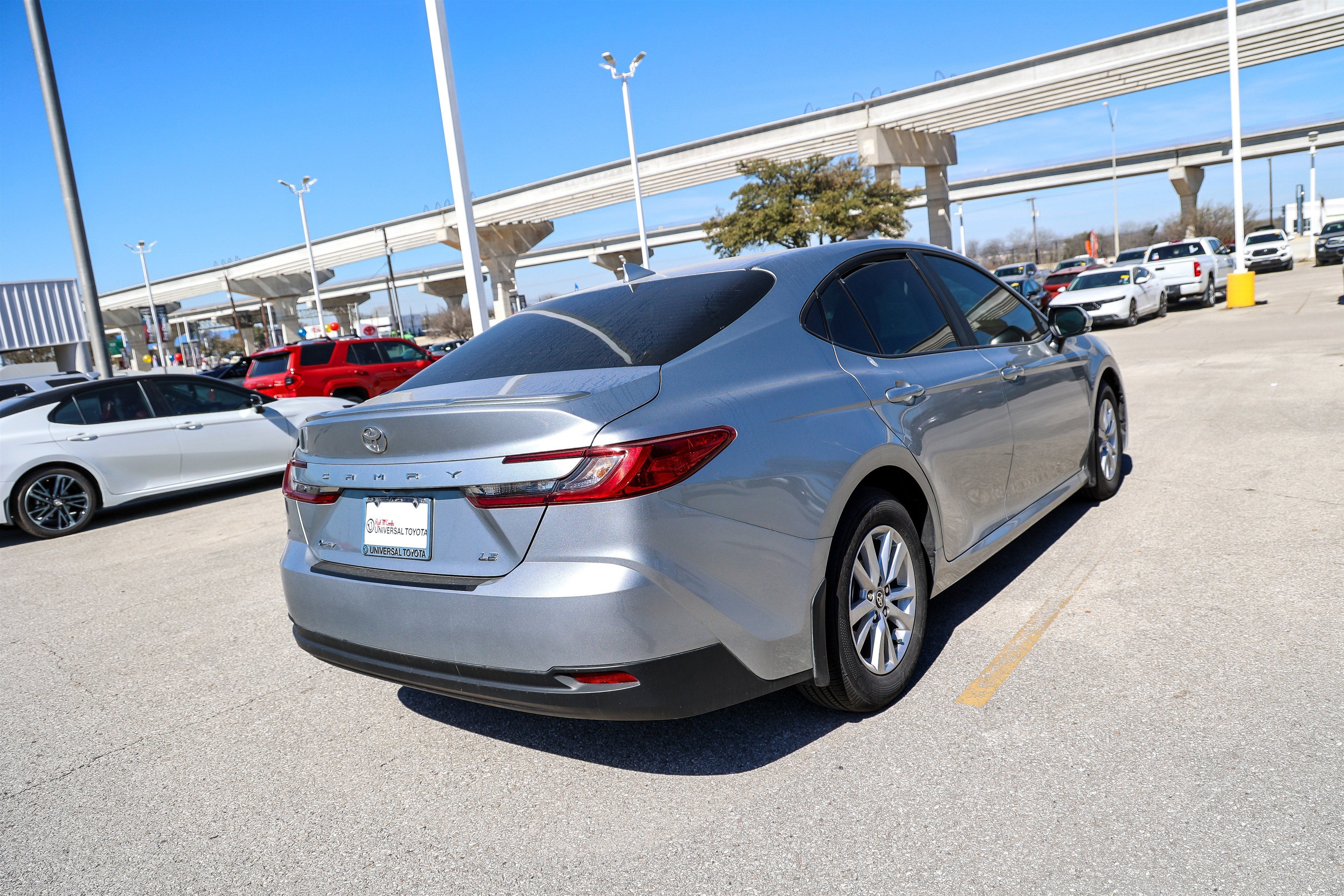 2025 Toyota CAMRY LE