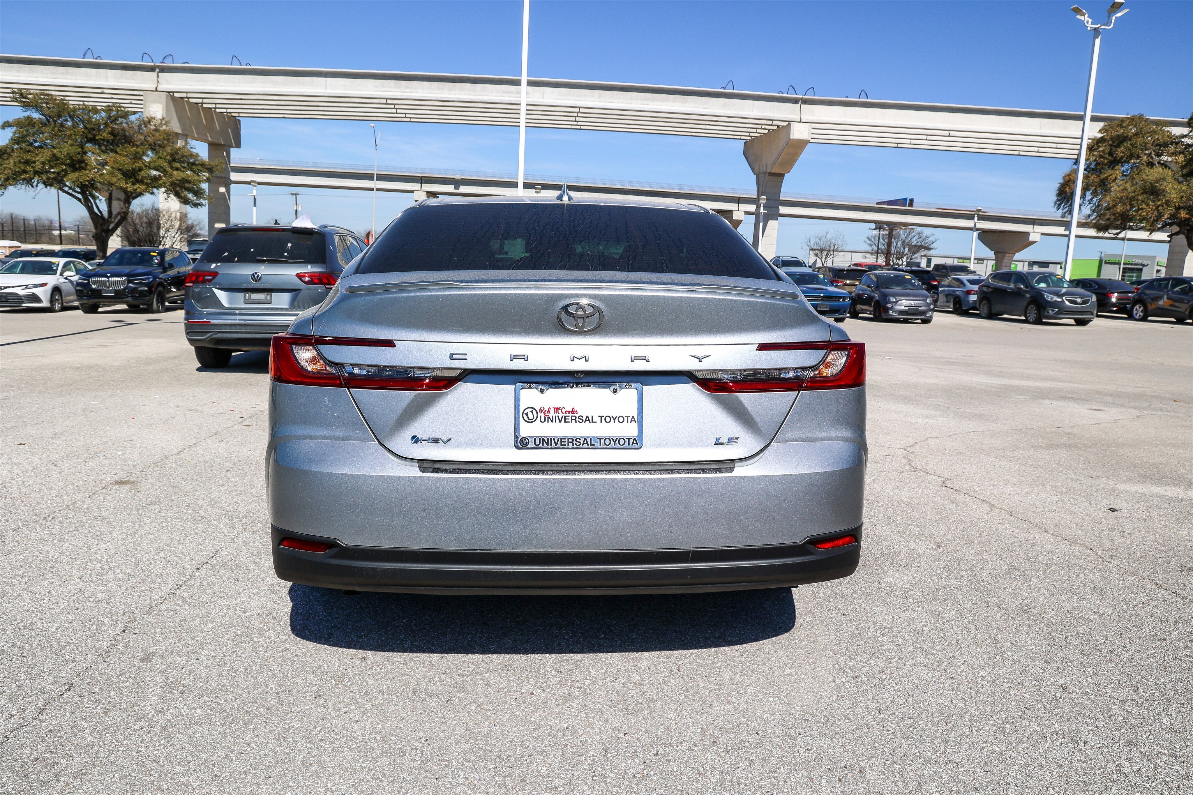 2025 Toyota CAMRY LE