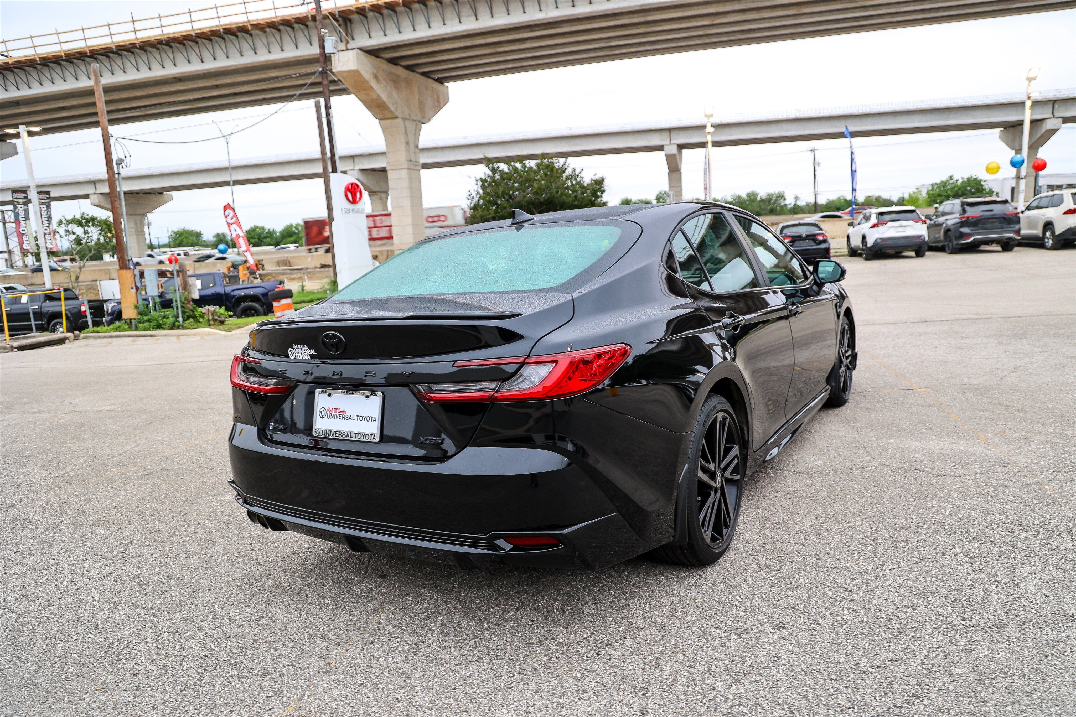 2025 Toyota CAMRY XSE