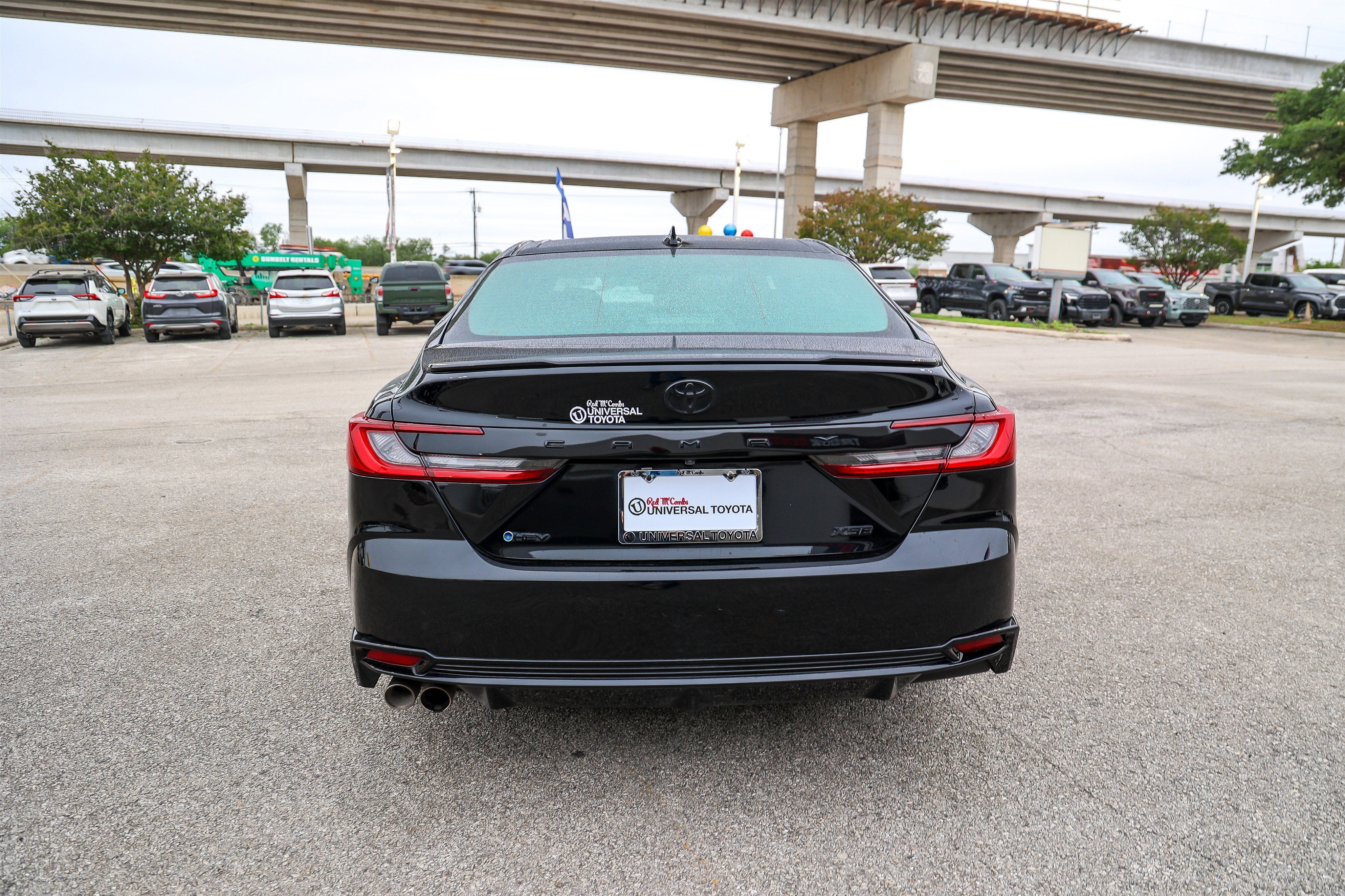 2025 Toyota CAMRY XSE