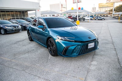 2025 Toyota CAMRY XSE
