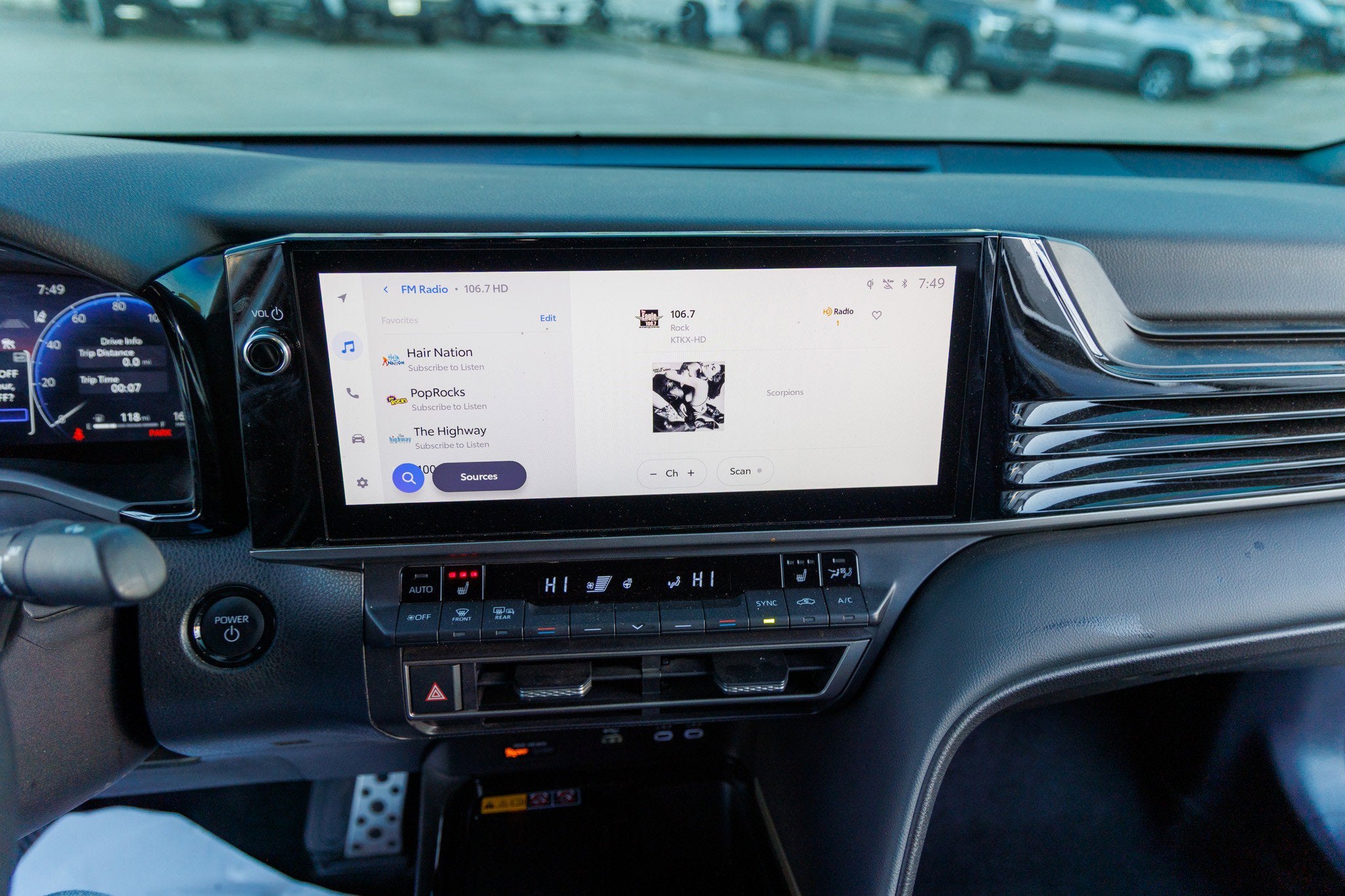 2025 Toyota CAMRY XSE