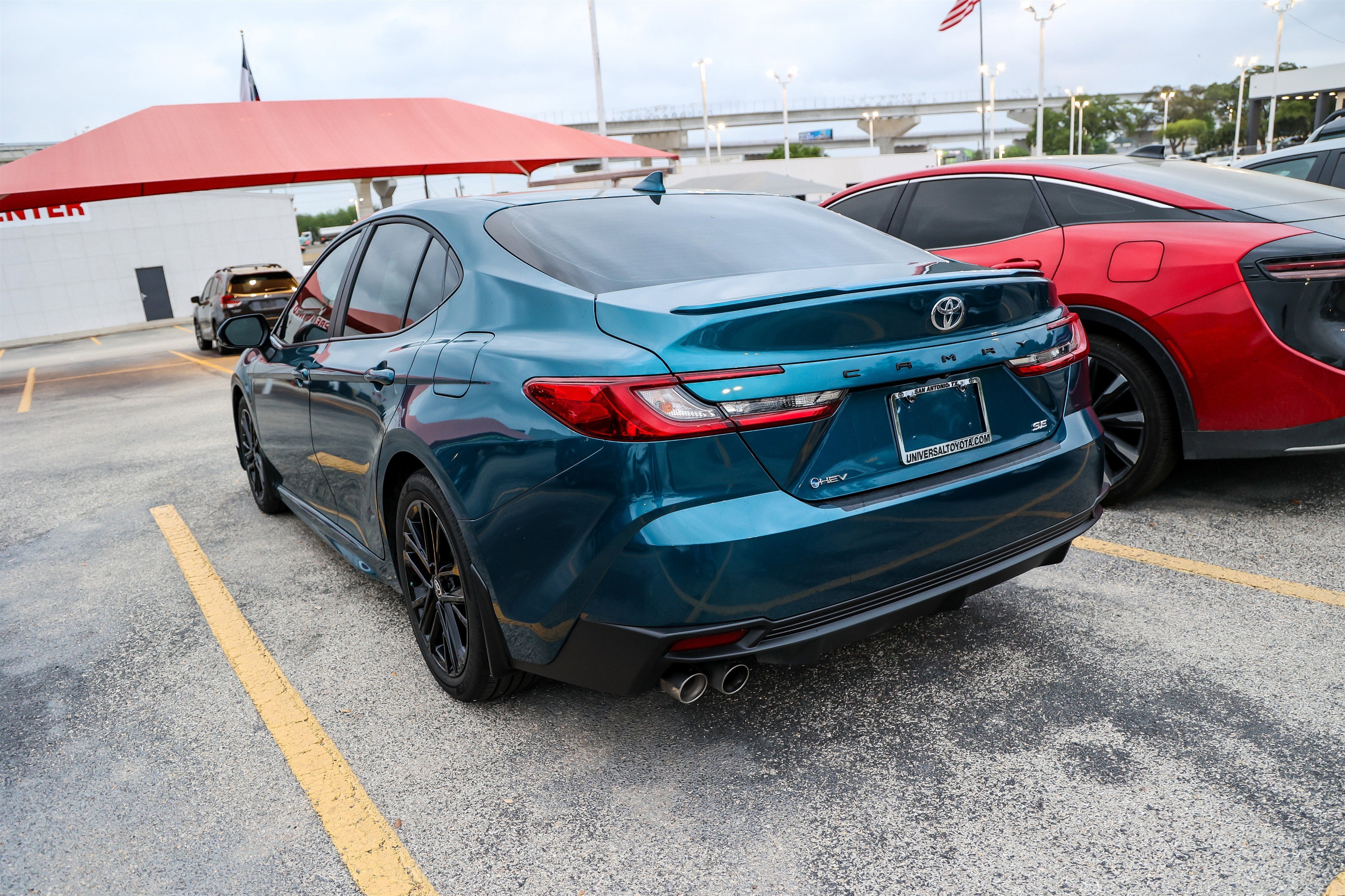 2025 Toyota CAMRY SE