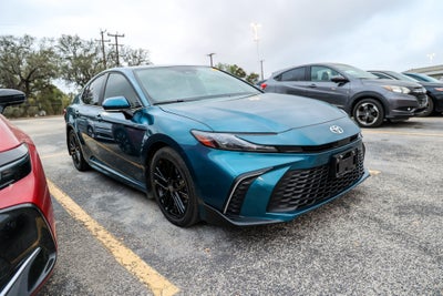 2025 Toyota CAMRY SE