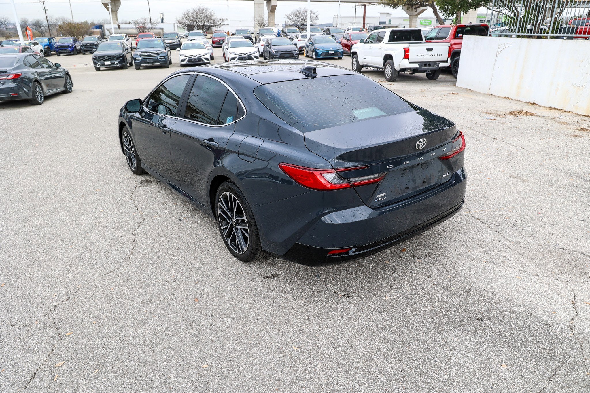 2025 Toyota CAMRY XLE