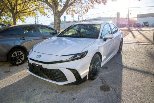 2025 Toyota CAMRY SE