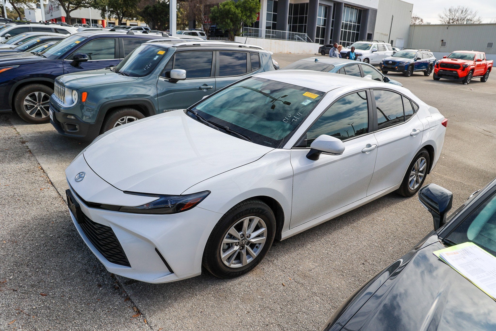 2025 Toyota CAMRY LE