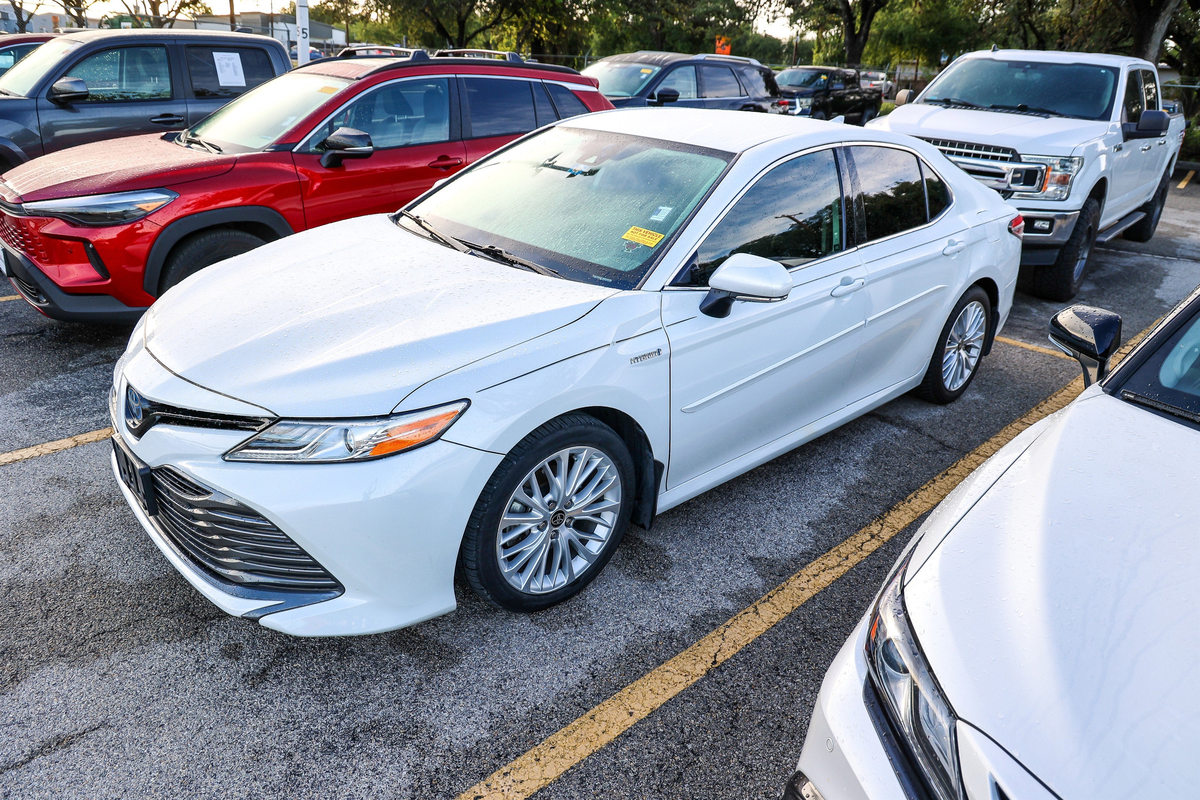 2020 Toyota Camry Hybrid Hybrid XLE