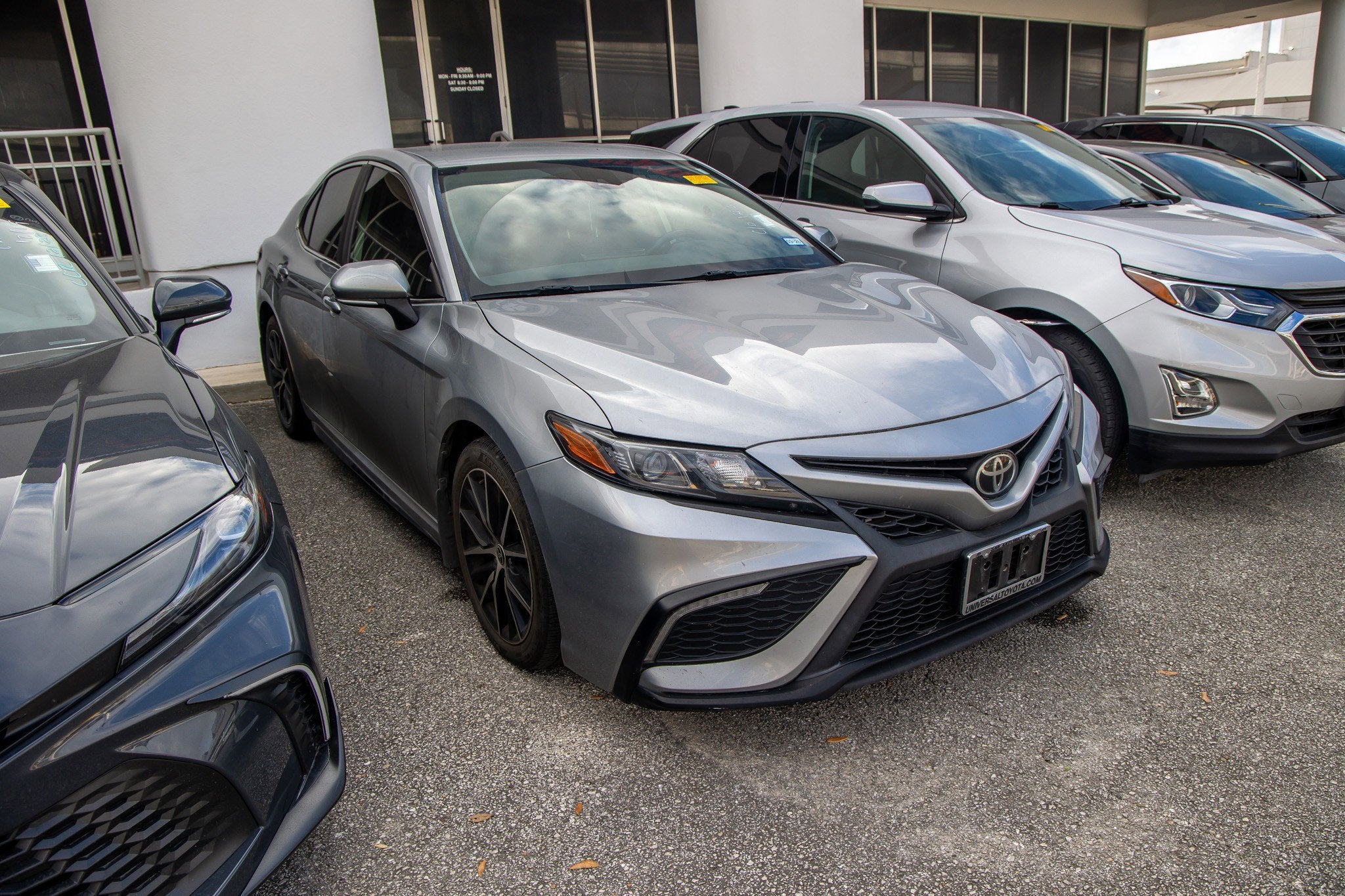 2023 Toyota CAMRY SE