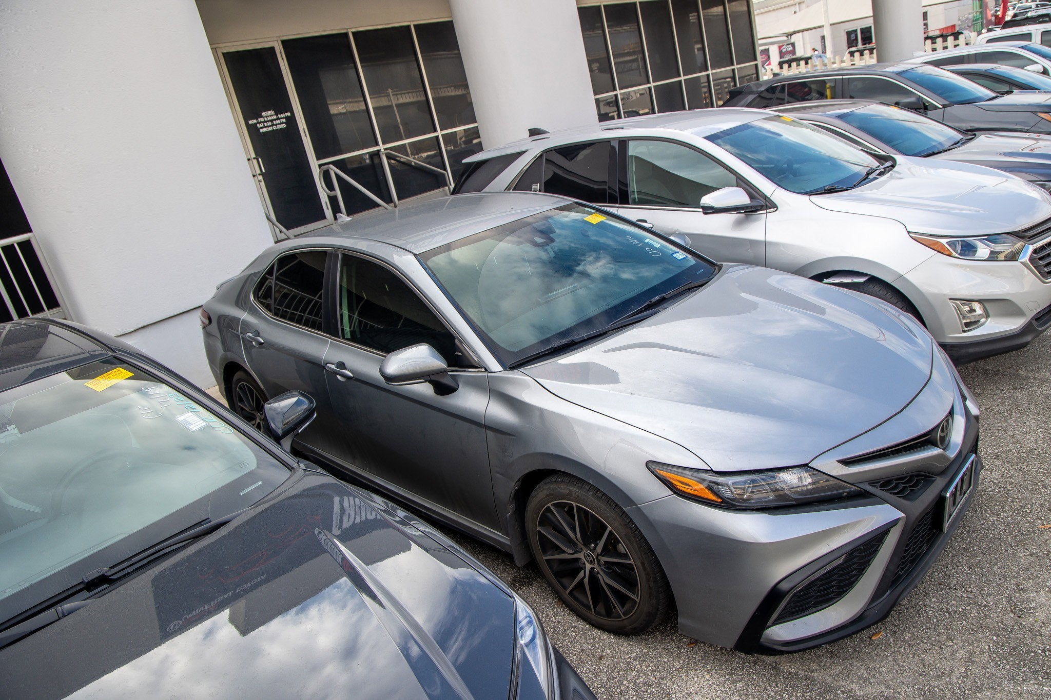 2023 Toyota CAMRY SE