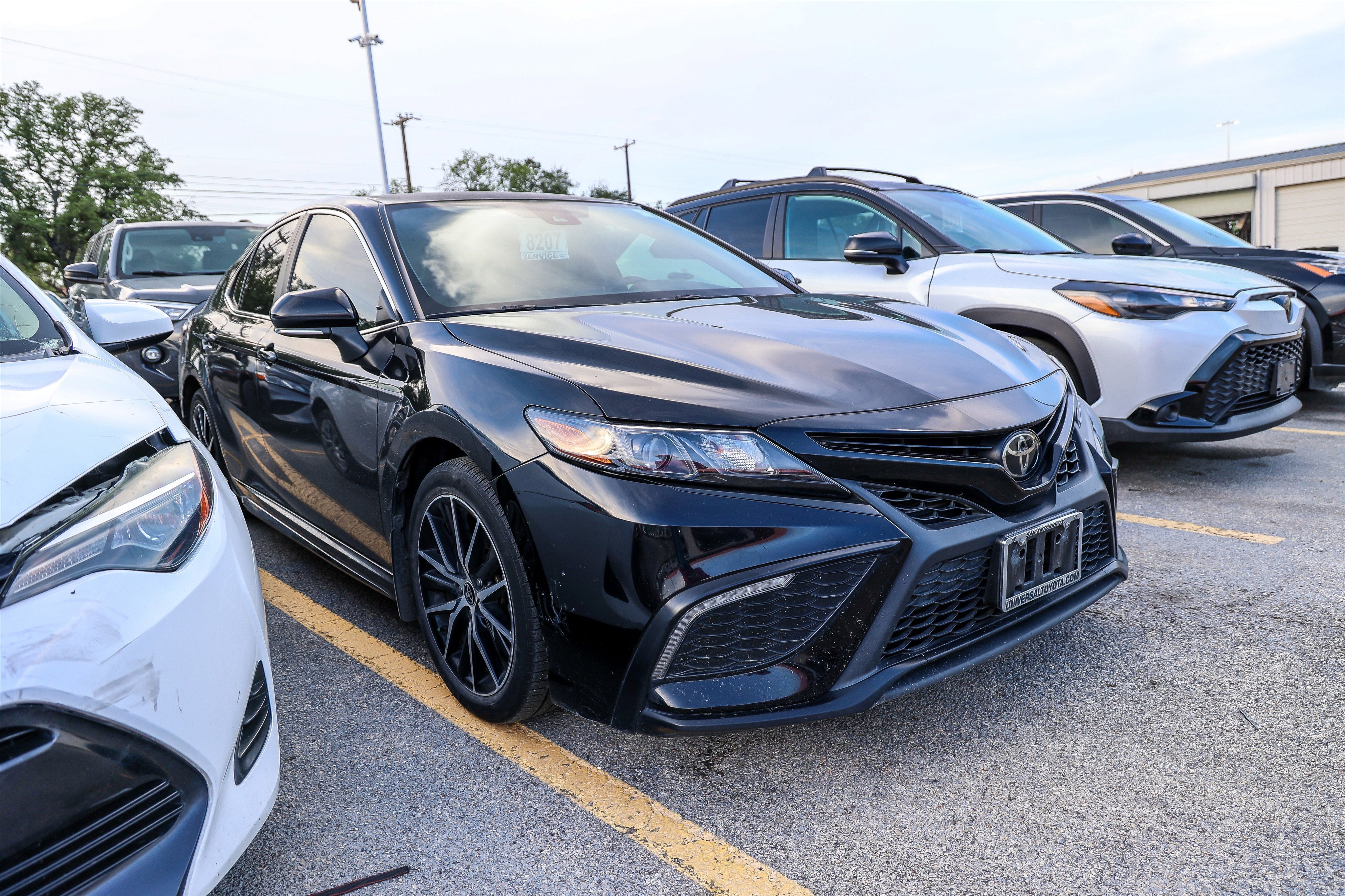 2023 Toyota Camry SE