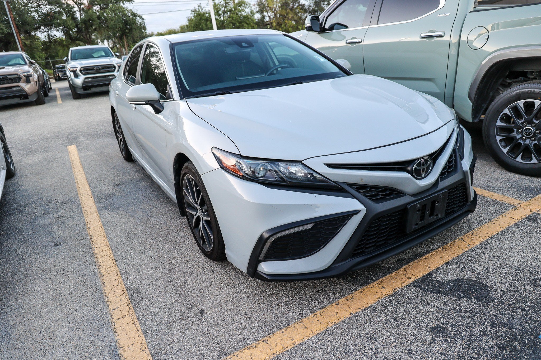 2024 Toyota Camry SE