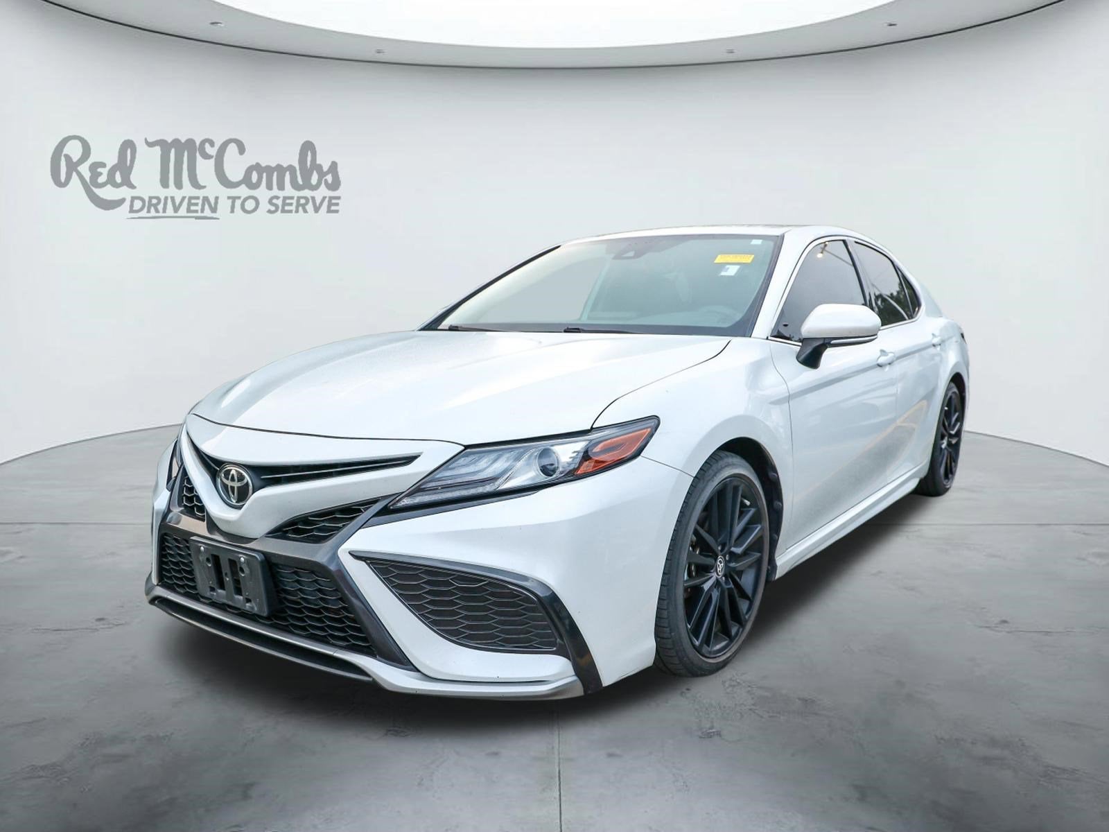 2022 Toyota Camry XSE's photo
