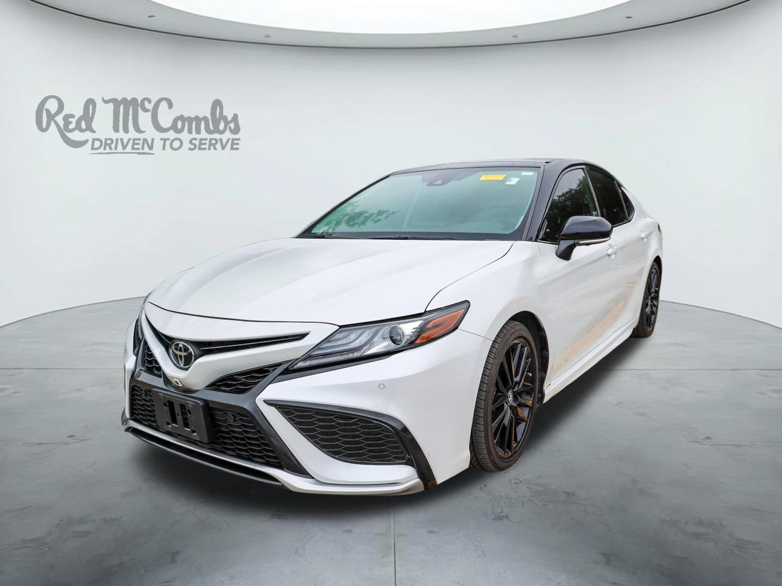 2023 Toyota Camry XSE V6's photo