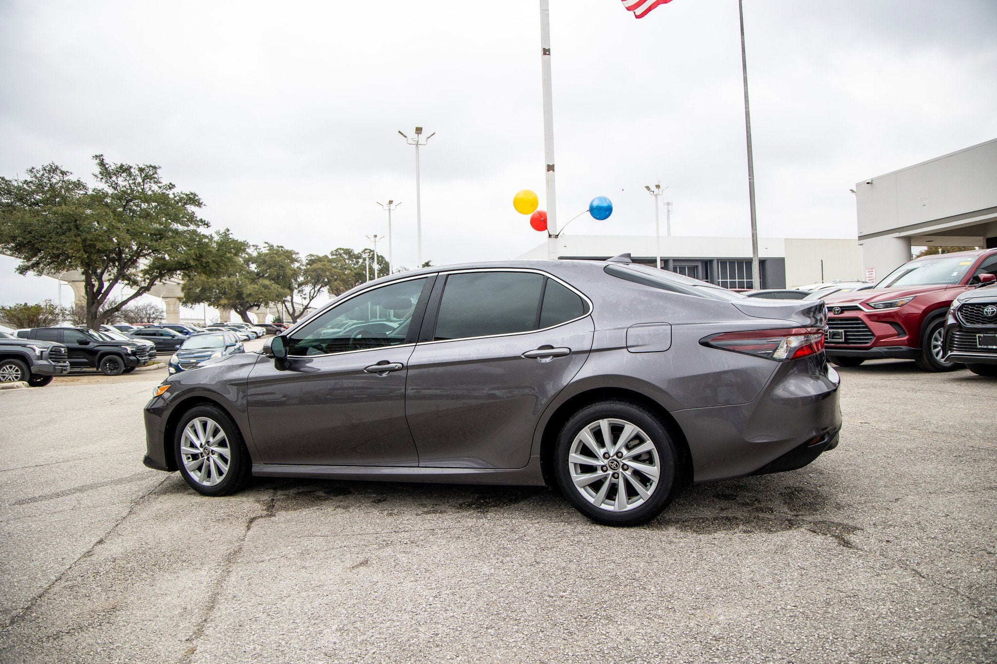 2023 Toyota CAMRY LE