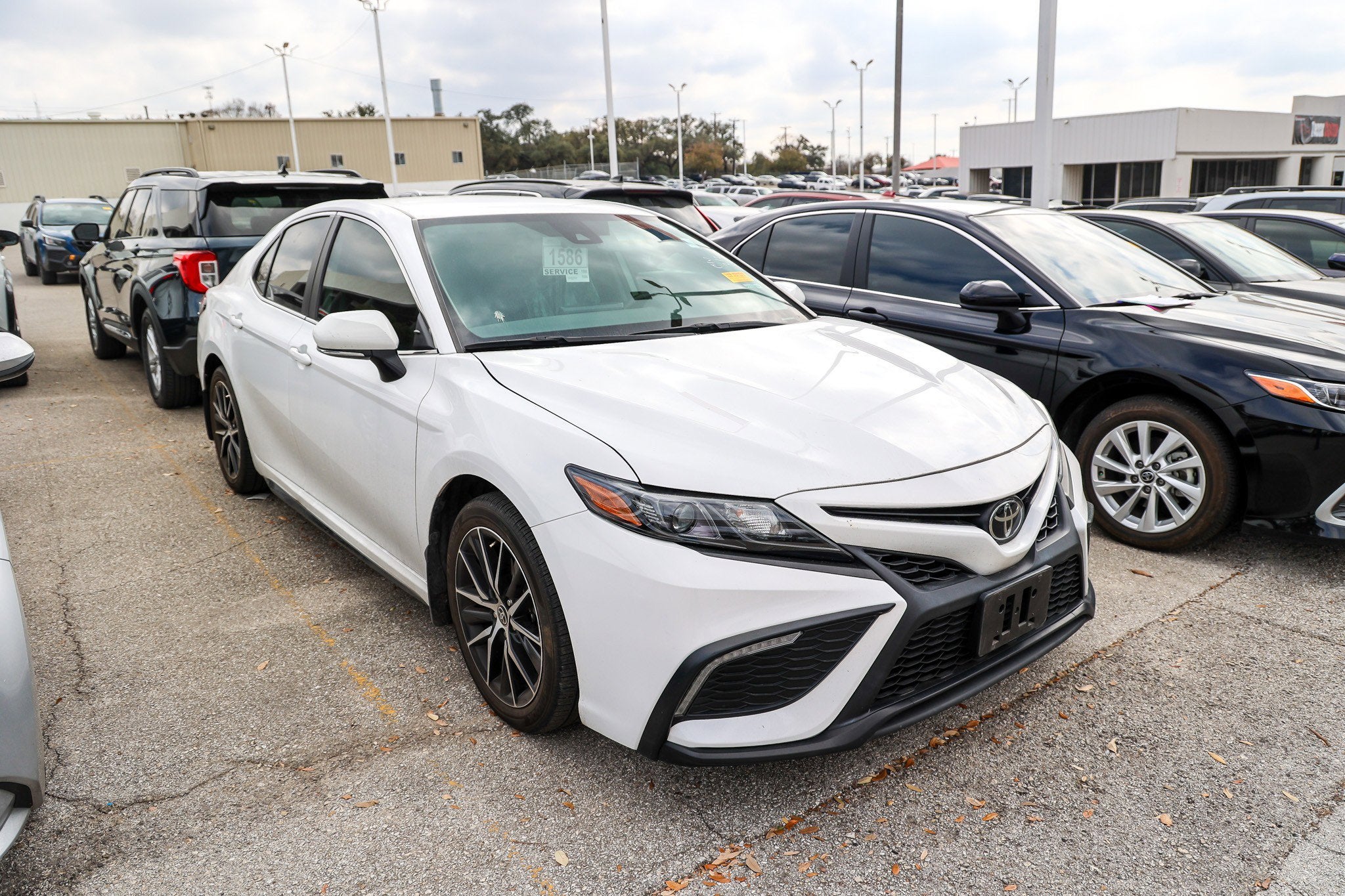 2024 Toyota CAMRY SE
