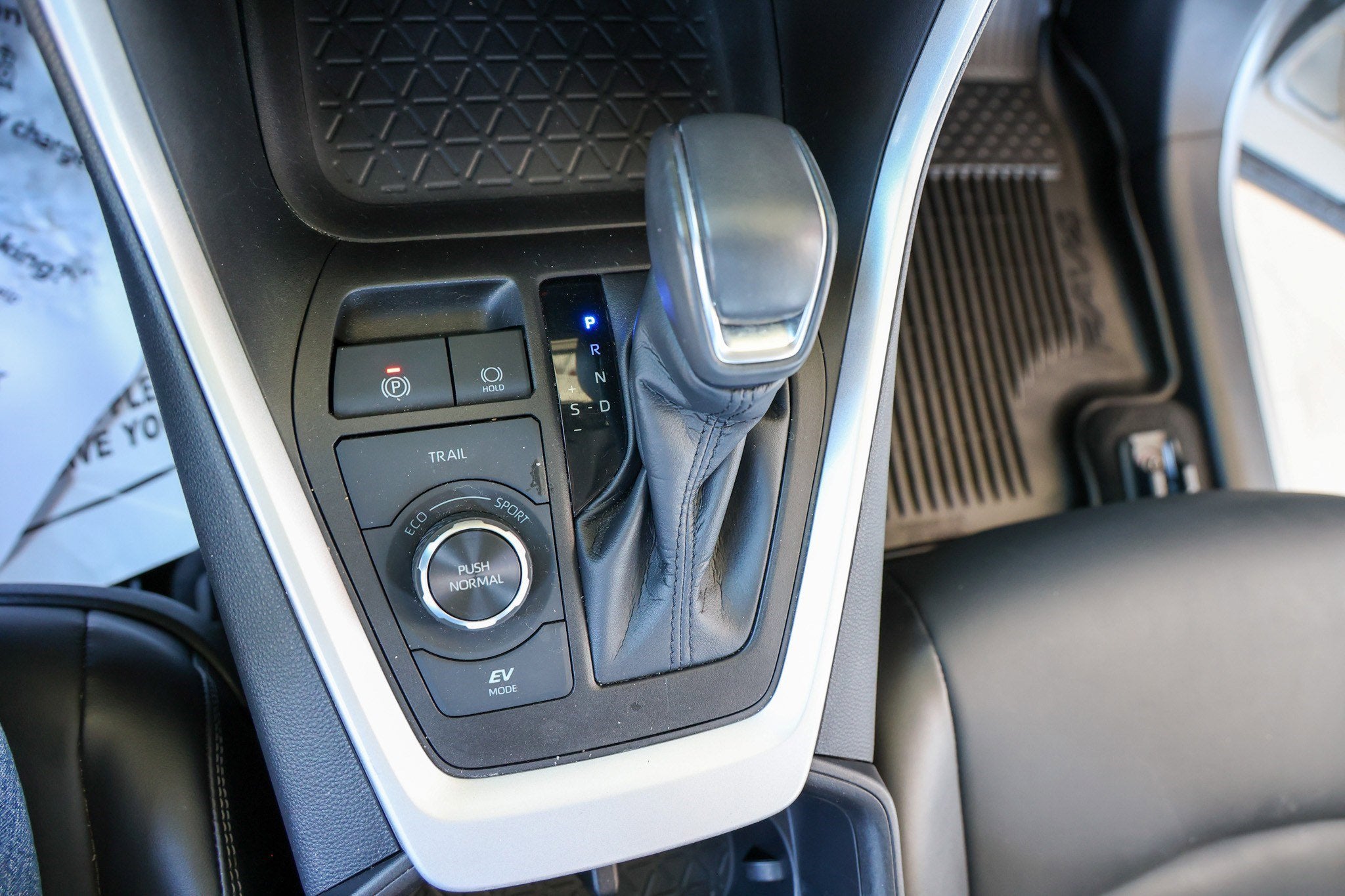 2022 Toyota RAV4 HYBRID Hybrid XLE Premium