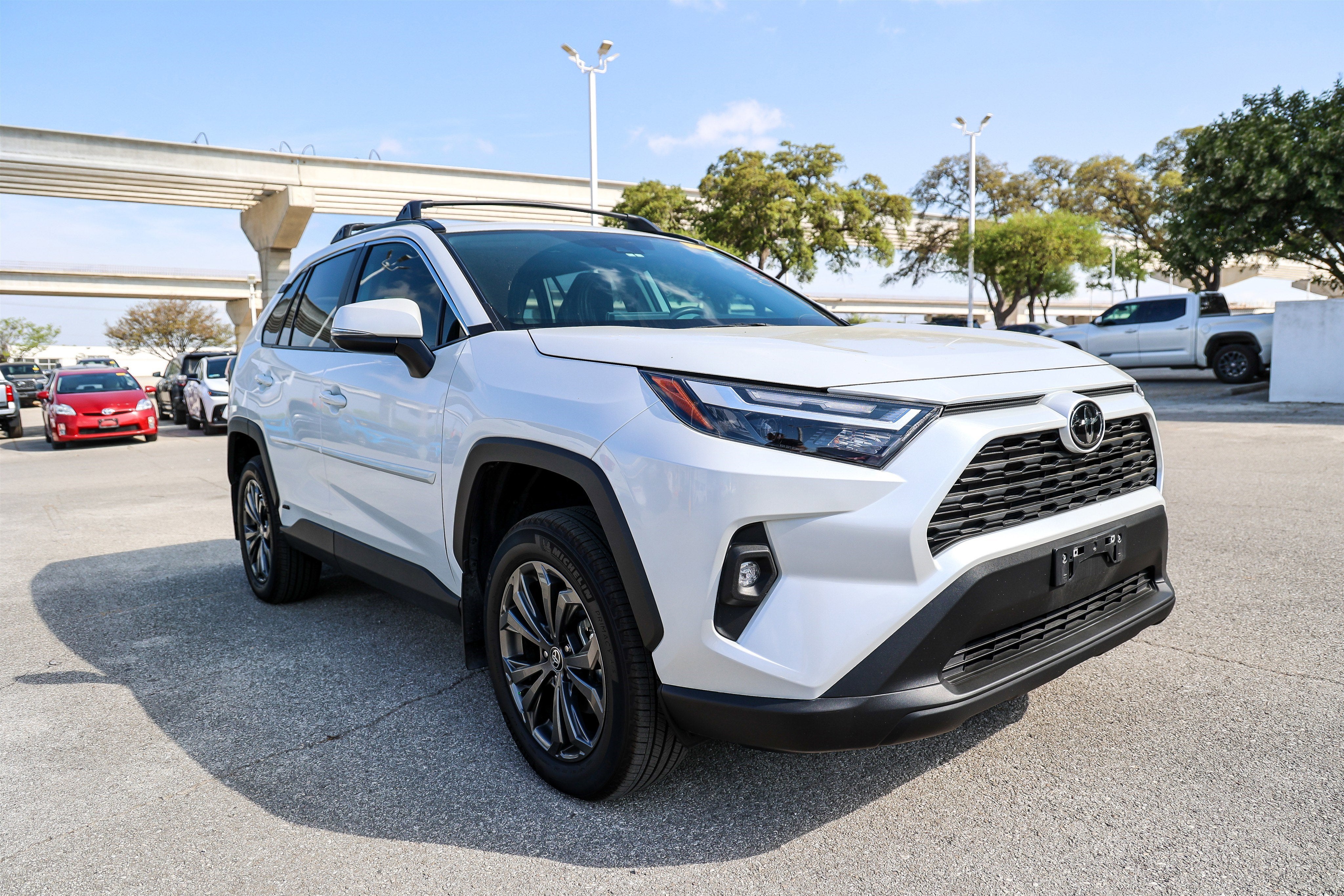 2025 Toyota RAV4 HYBRID Hybrid XLE Premium