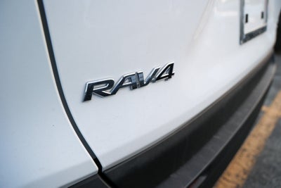 2025 Toyota RAV4 Hybrid LE