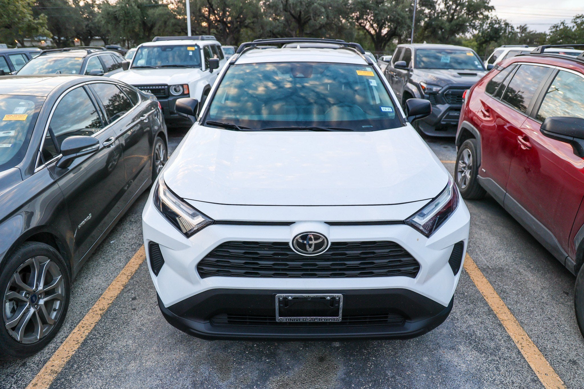 2025 Toyota RAV4 Hybrid LE