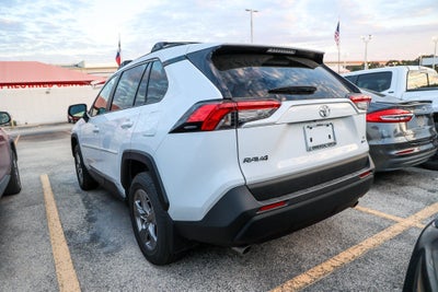 2025 Toyota RAV4 Hybrid LE