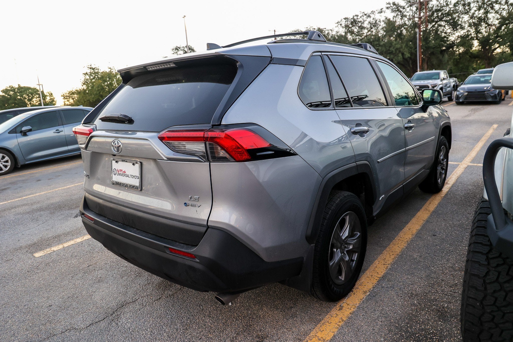 2025 Toyota RAV4 Hybrid Hybrid LE