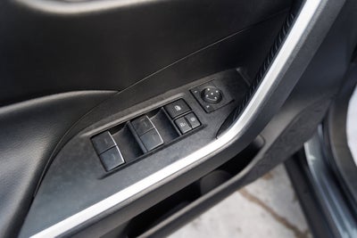 2025 Toyota RAV4 HYBRID Hybrid XLE