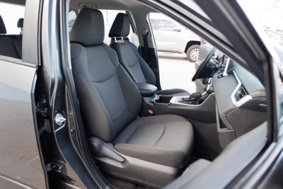 2025 Toyota RAV4 HYBRID Hybrid XLE