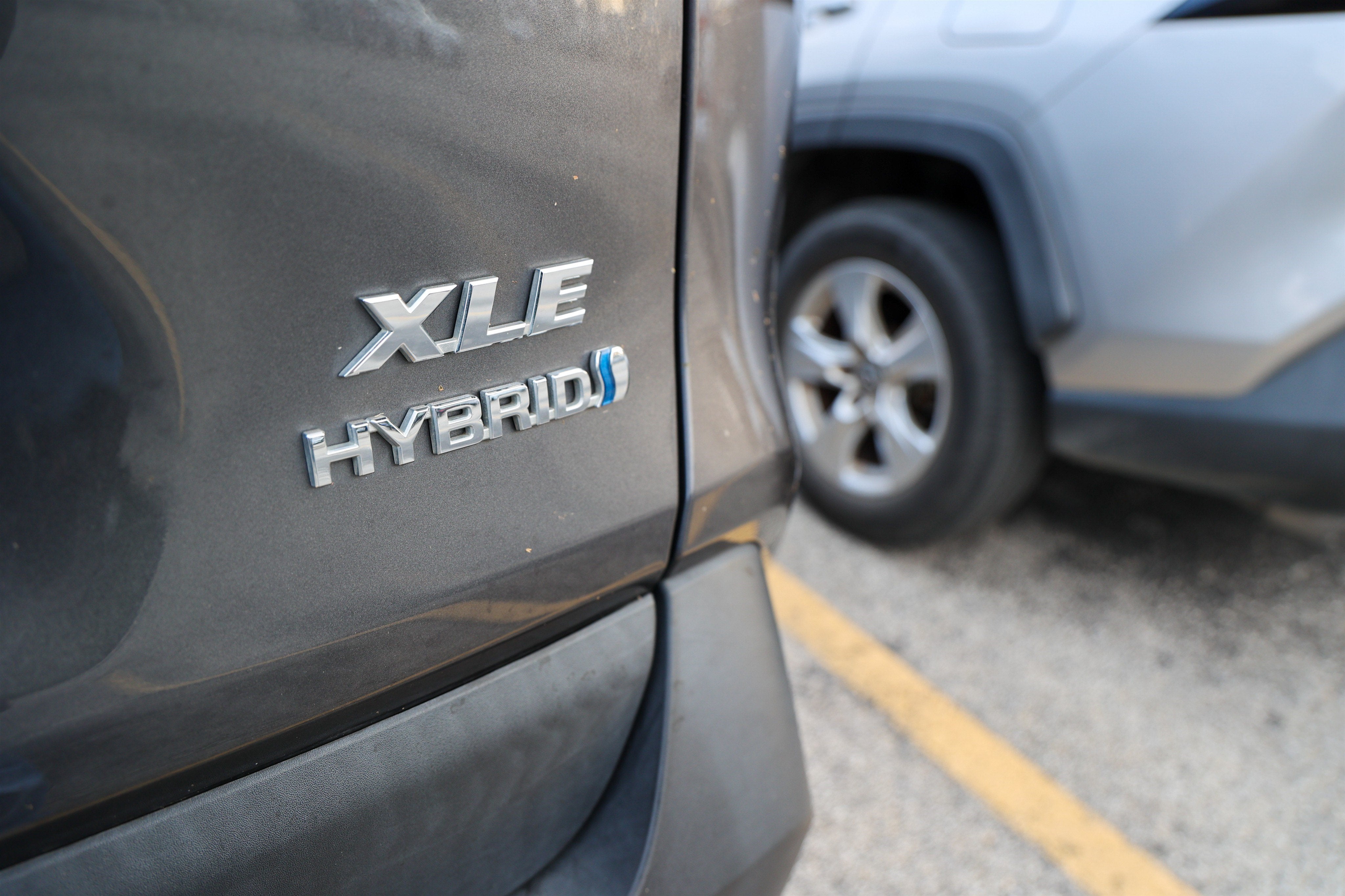 2024 Toyota RAV4 Hybrid XLE