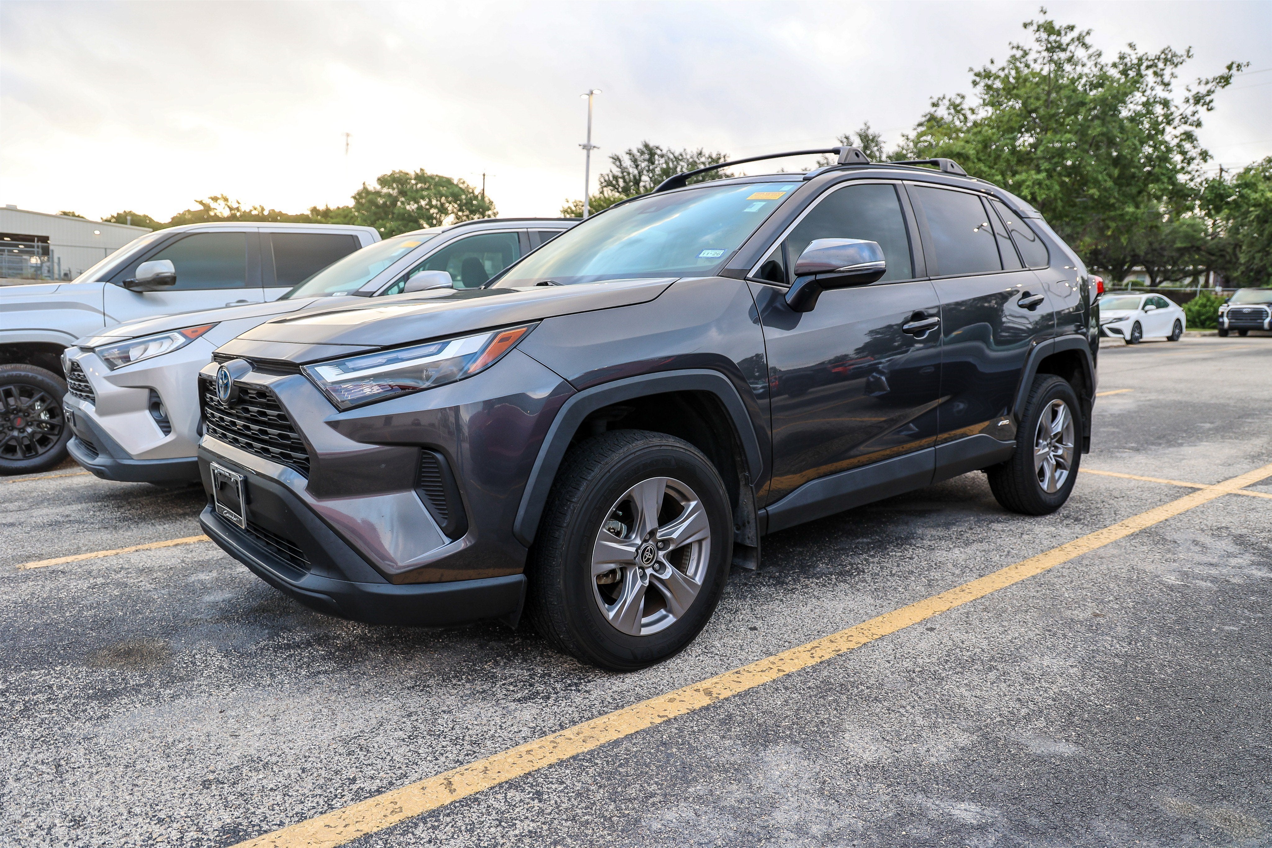 2024 Toyota RAV4 Hybrid XLE