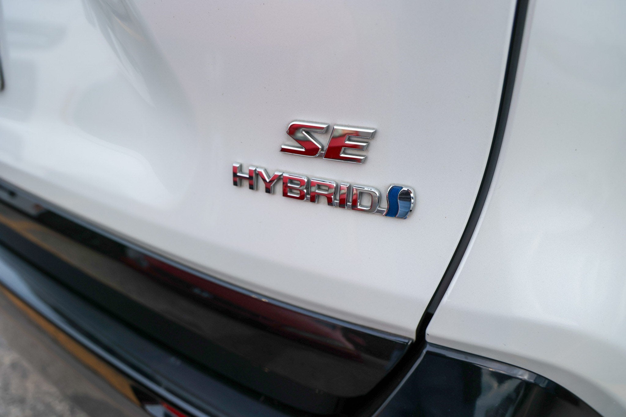 2024 Toyota RAV4 Hybrid SE