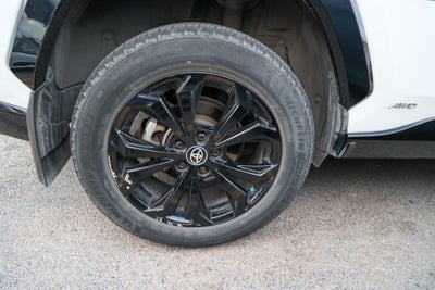 2024 Toyota RAV4 Hybrid SE
