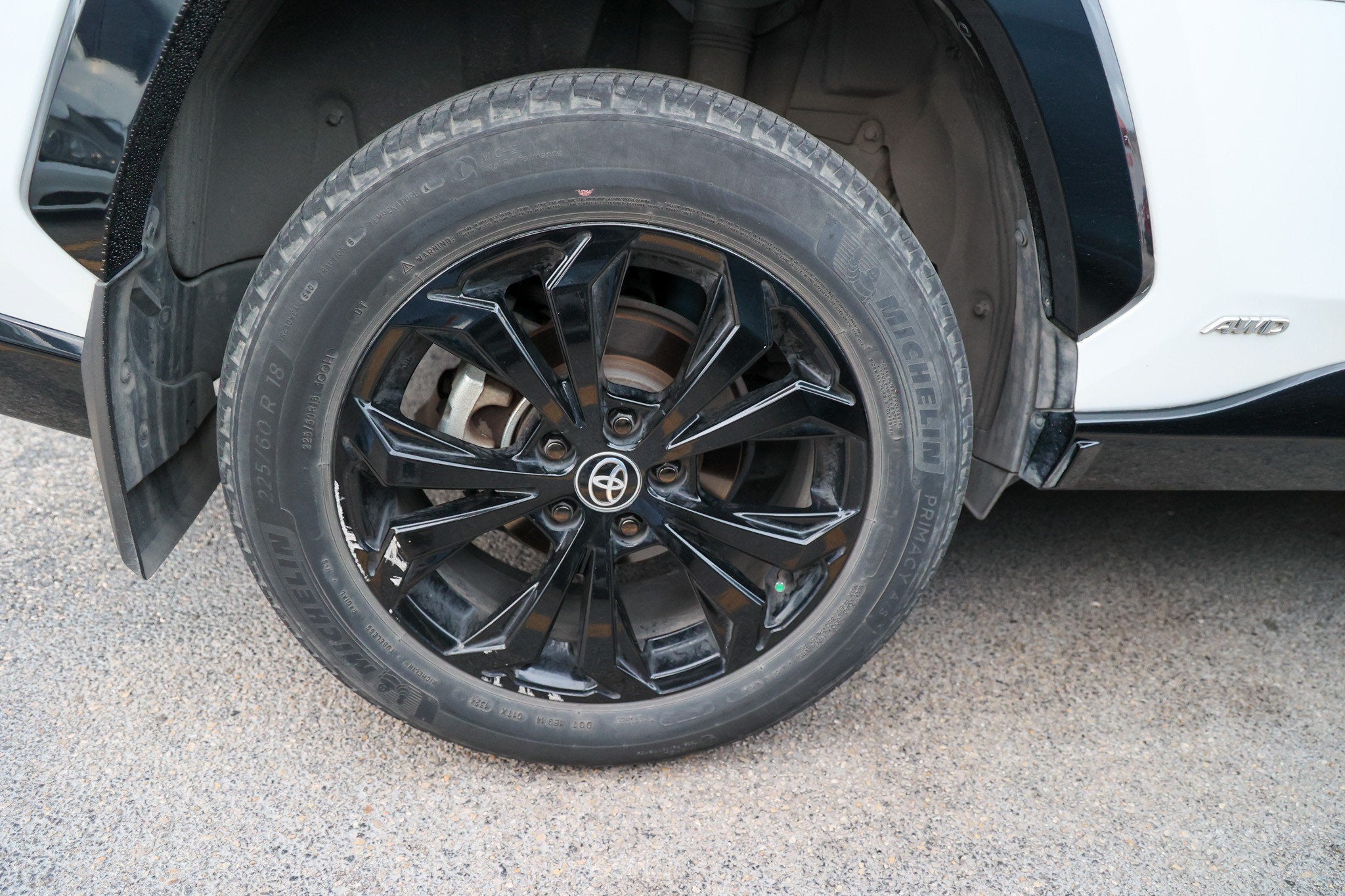 2024 Toyota RAV4 Hybrid SE
