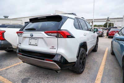 2024 Toyota RAV4 Hybrid SE