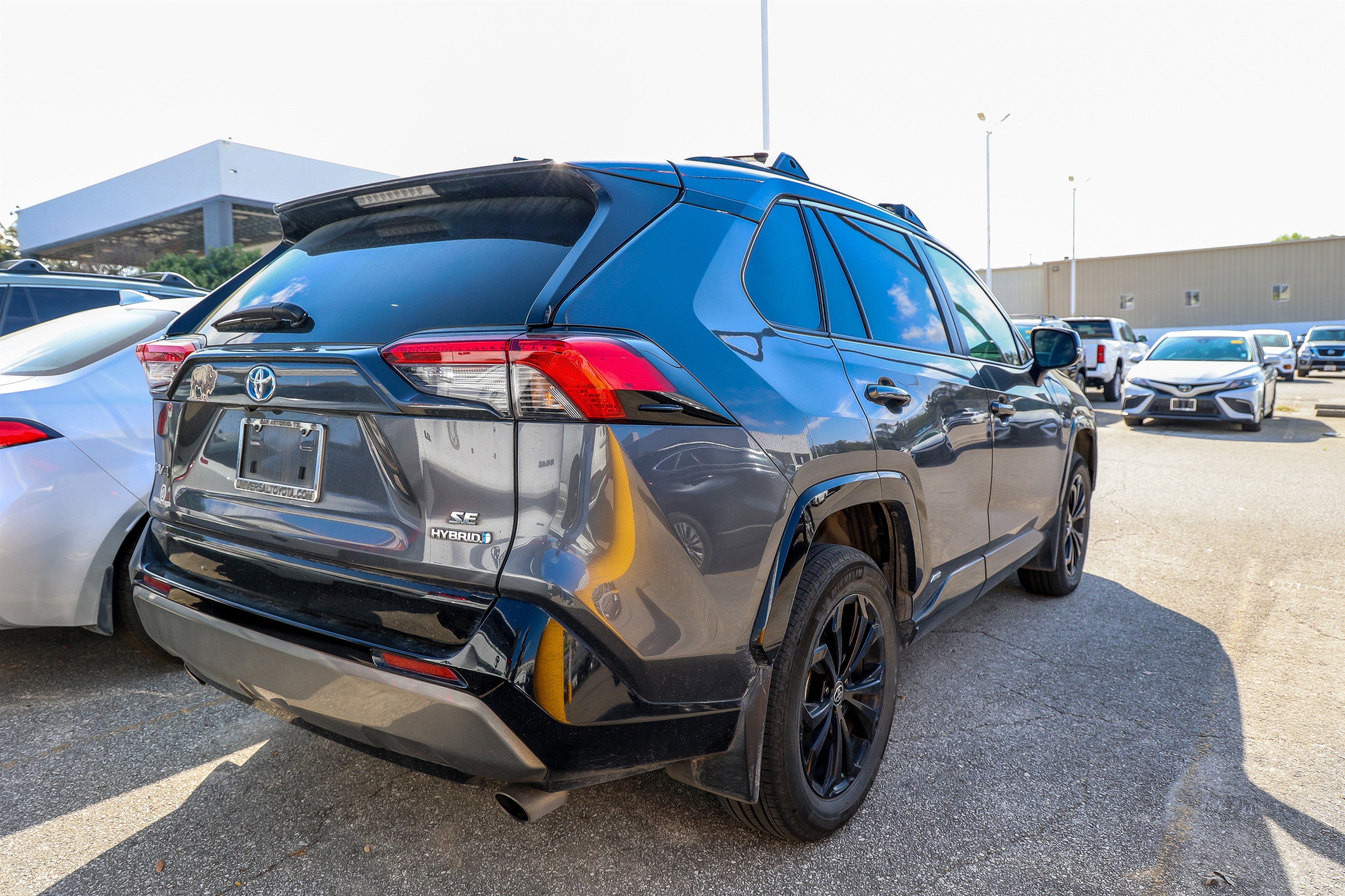 2024 Toyota RAV4 HYBRID Hybrid SE