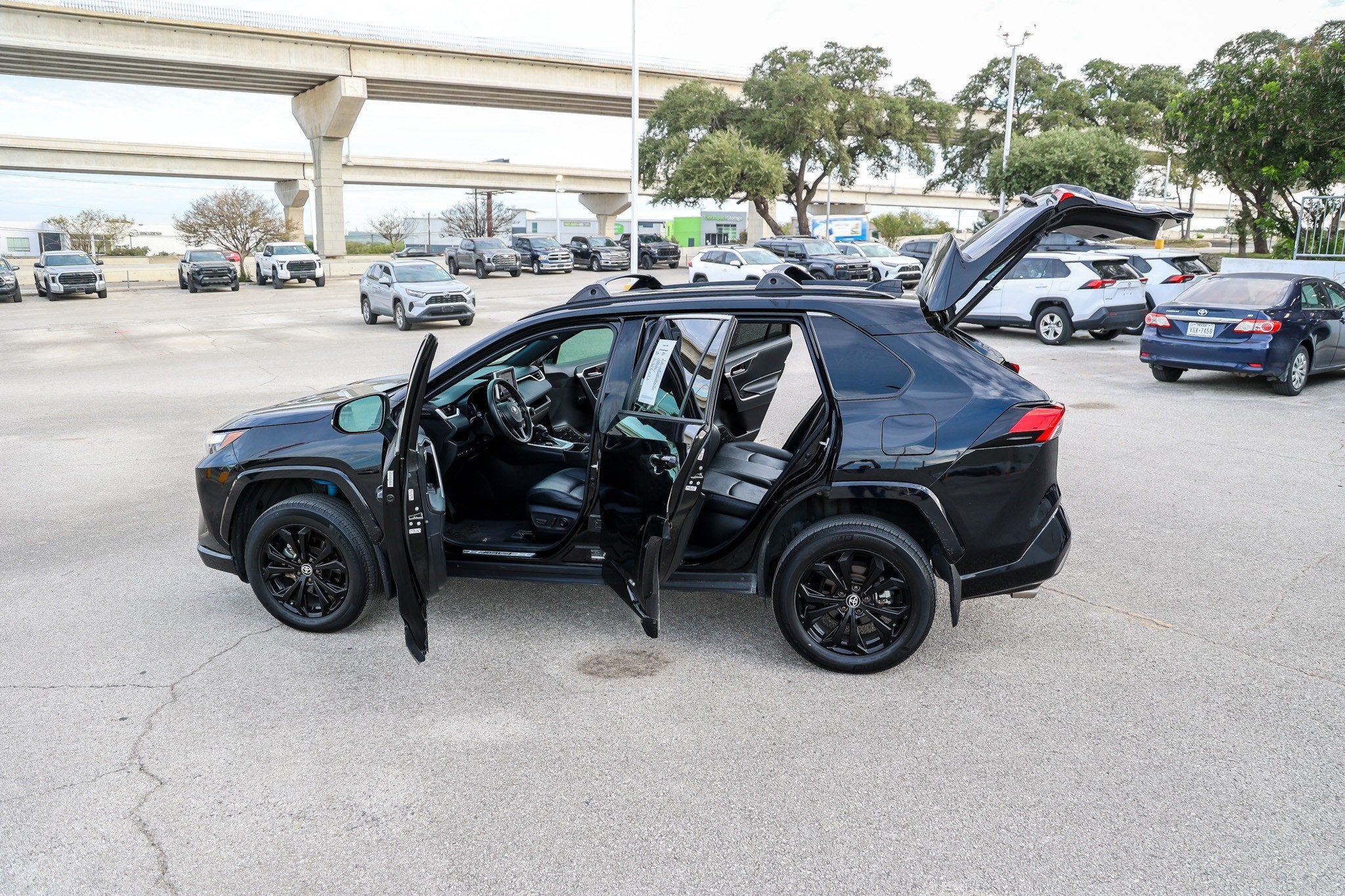 2023 Toyota RAV4 Hybrid Hybrid SE