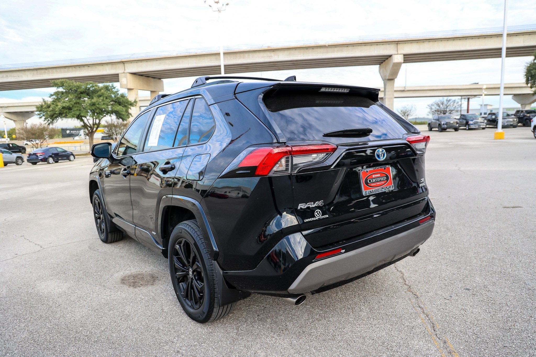 2023 Toyota RAV4 Hybrid Hybrid SE