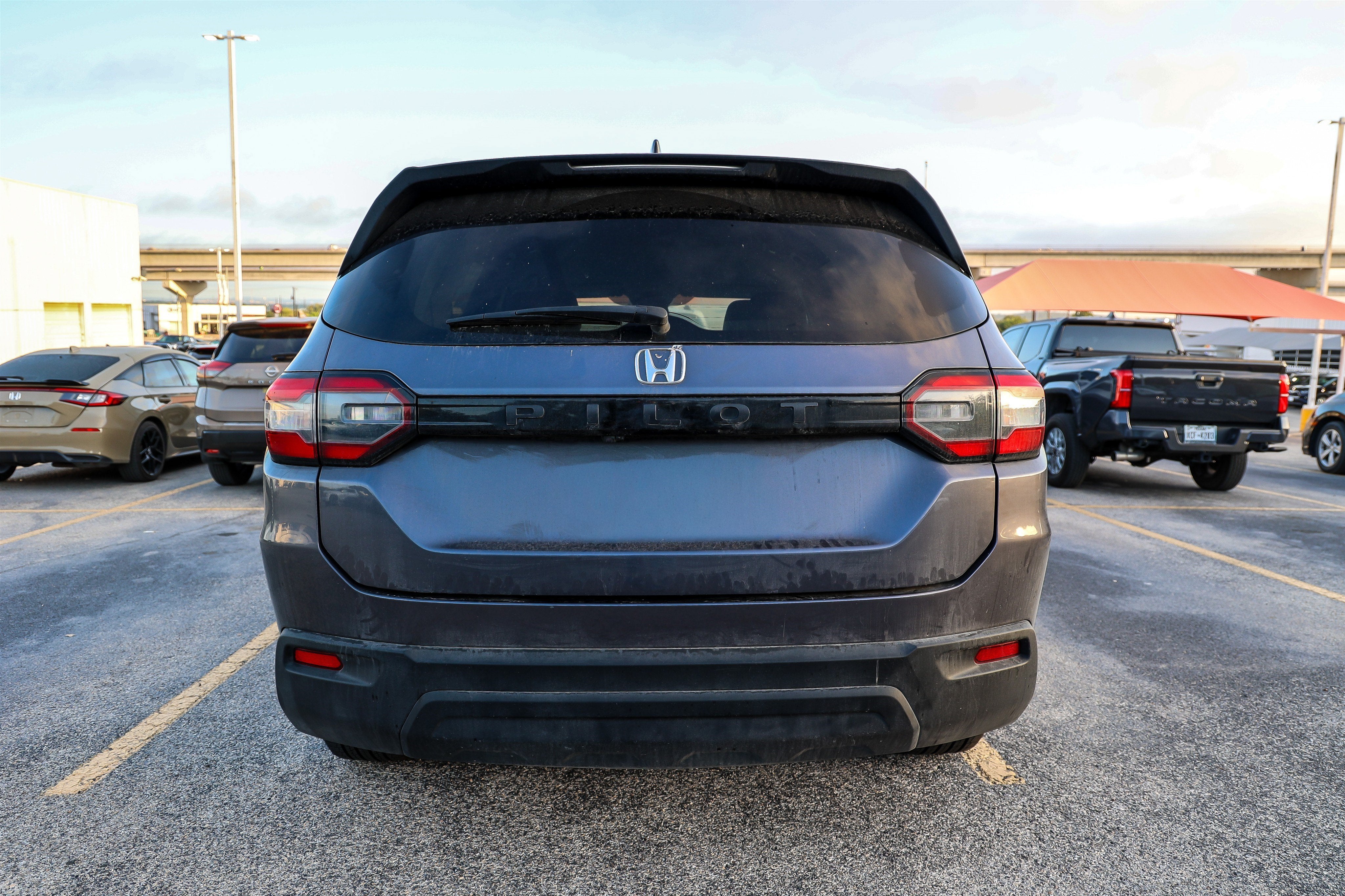 2023 Honda Pilot LX