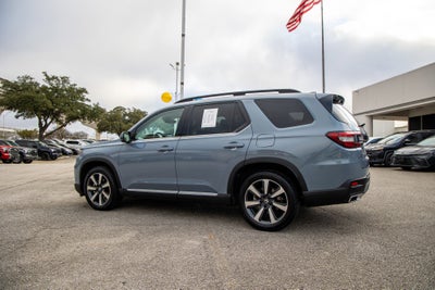 2024 Honda Pilot Touring