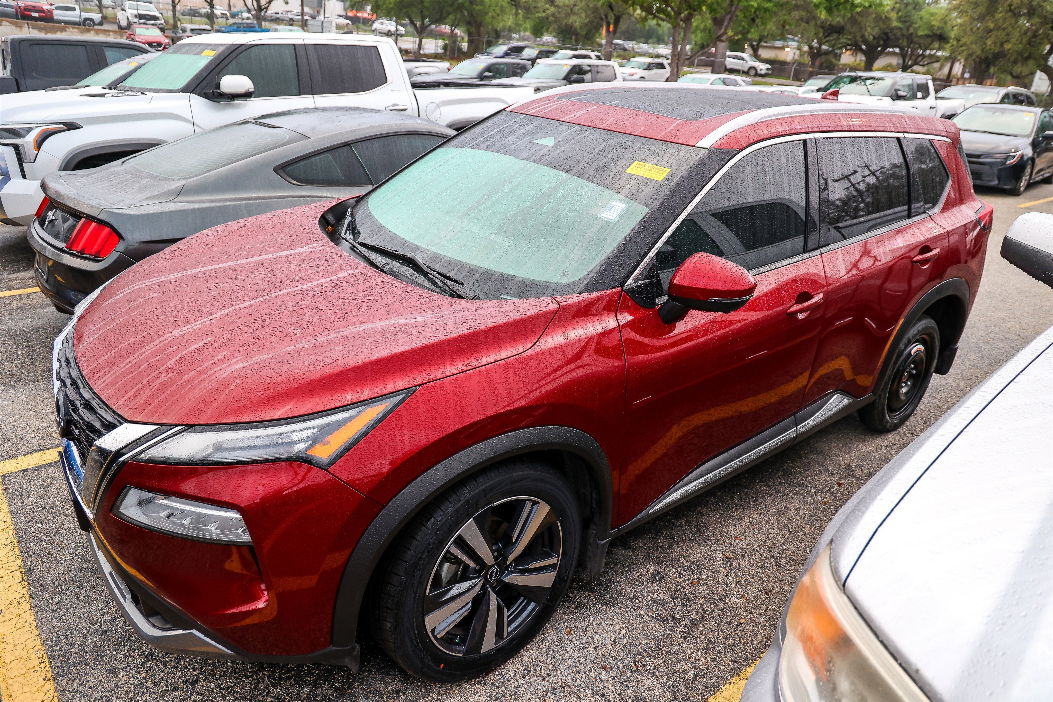 2022 Nissan Rogue SL