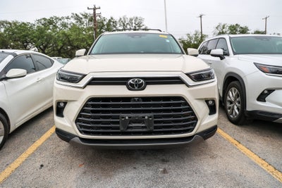 2024 Toyota GRAND HIGHLANDER Limited