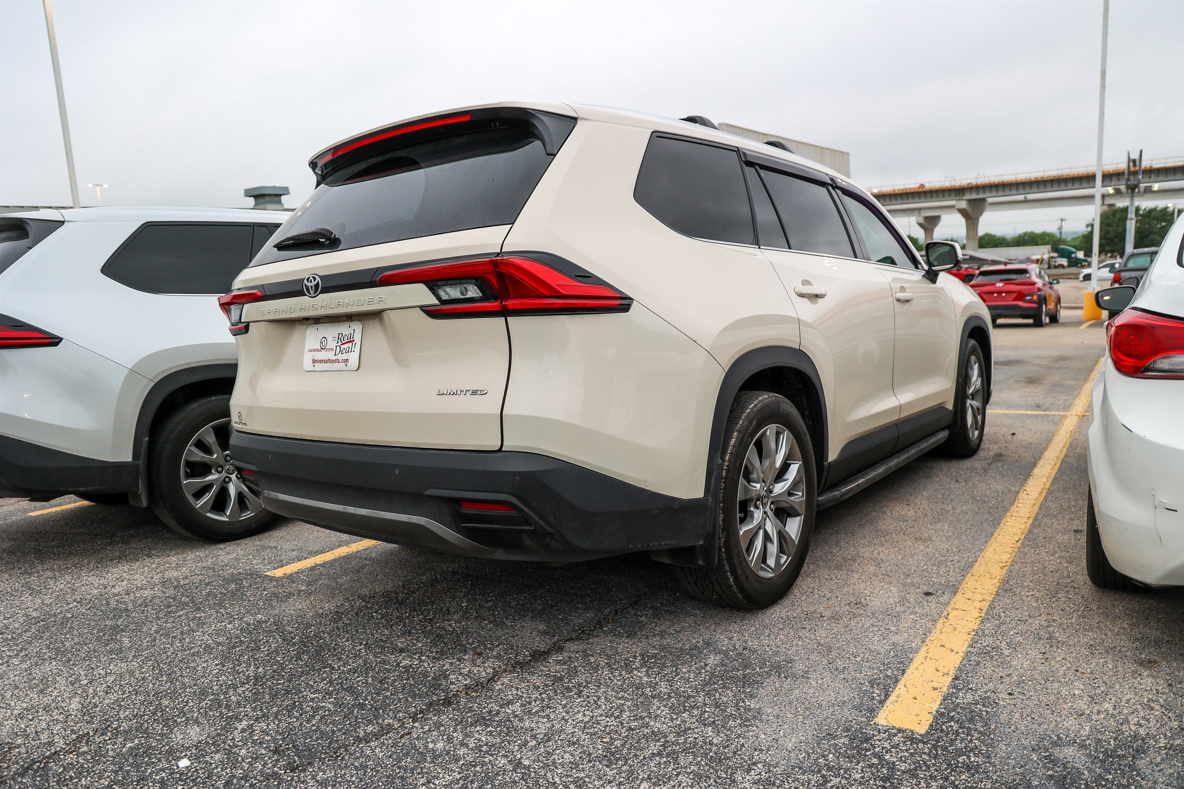 2024 Toyota GRAND HIGHLANDER Limited