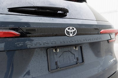 2024 Toyota GRAND HIGHLANDER Limited