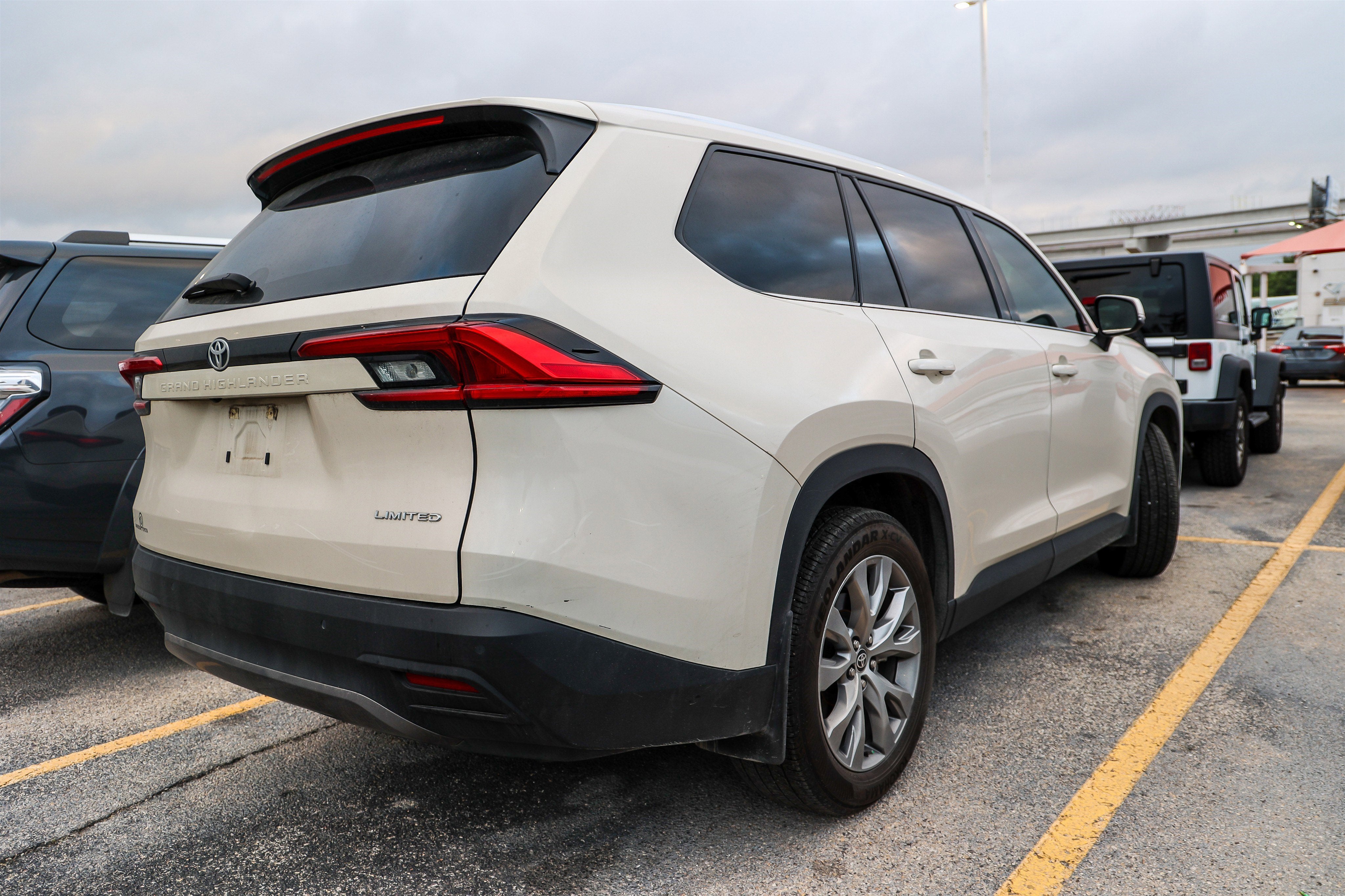 2024 Toyota GRAND HIGHLANDER Limited